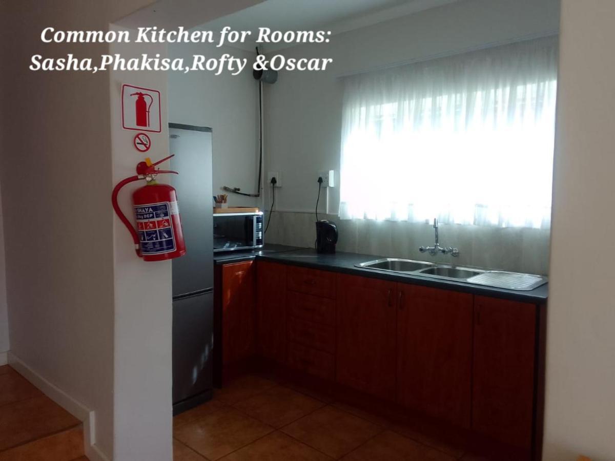 Botleng Guest House Boqate Экстерьер фото