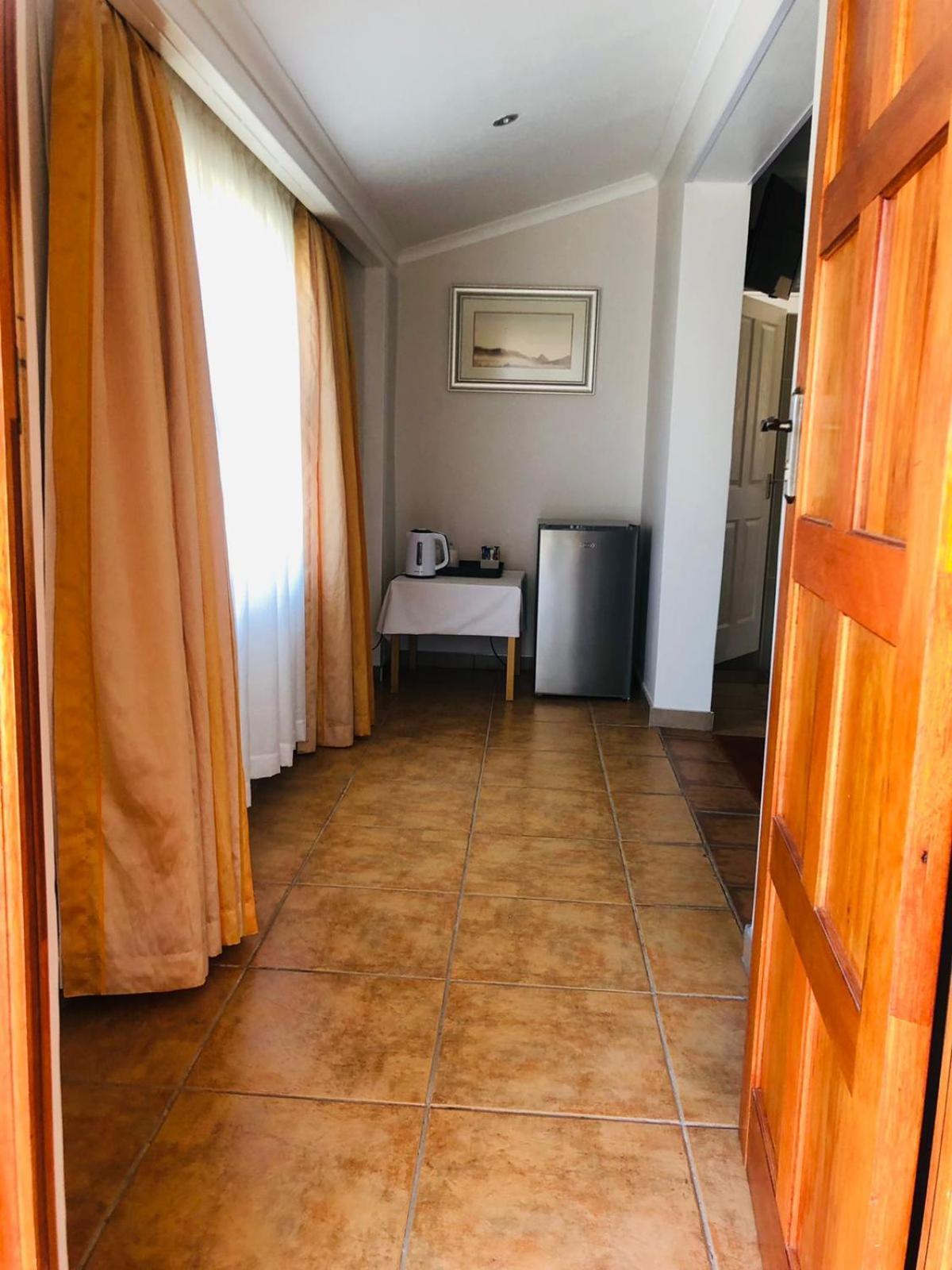 Botleng Guest House Boqate Экстерьер фото